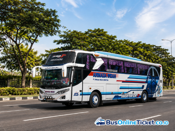Armada Indah Sumatera bus for travel between Banda Aceh and North Sumatra